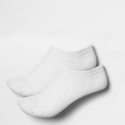 White cable knit trainer socks pack